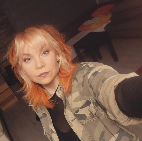 Pate Mustajärvi tytär